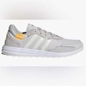 ADIDAS RETRORUN SHOE - WOMENS RUNNING New with Box - Size 11